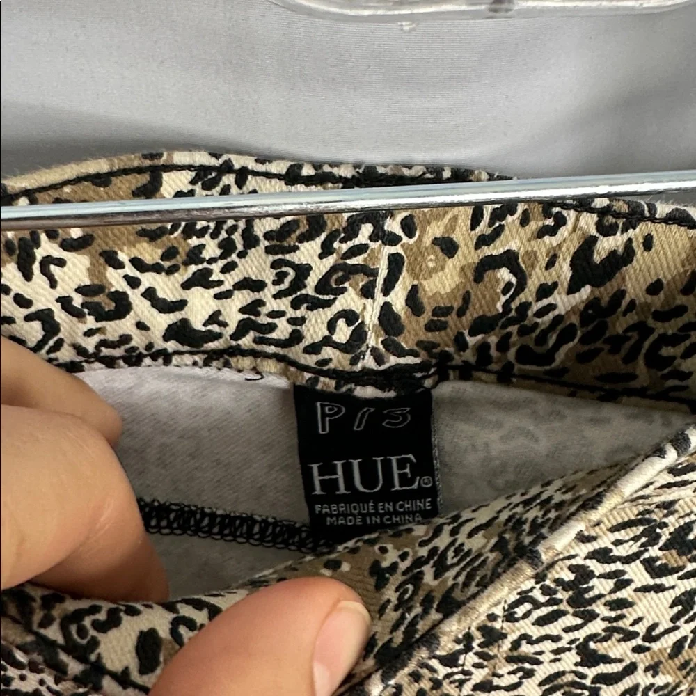 Hue Leopard Print Skinny Pants Leggings Size P/S (Small) Stretch - Picture 7 of 11